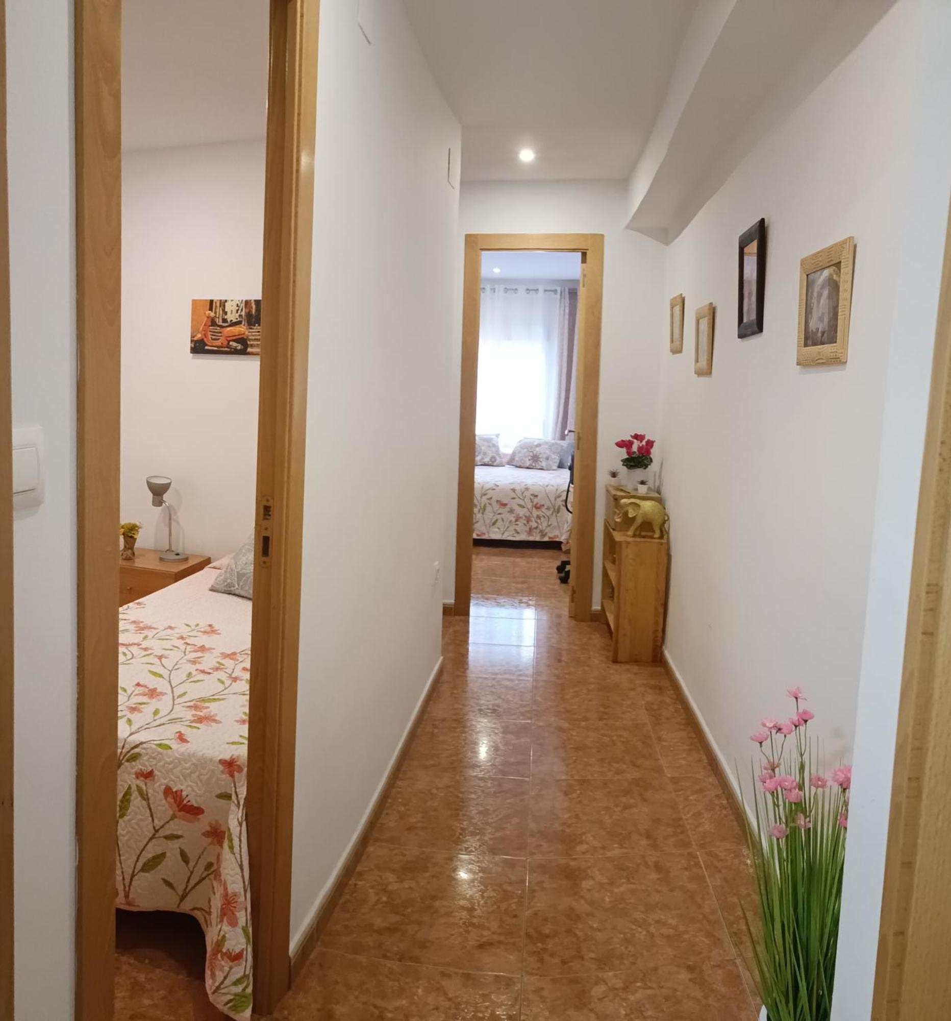 Daoiz, Vivienda Vacacional Para Familias Y Mayores De 25 Anos En El Grao De Gandia 3Ro Sin Ascensor Playa de Gandia Exterior photo